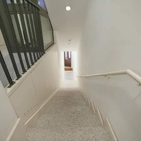 Formosa Deluxe By Hosty *