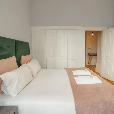 Apartment Formosa Deluxe By Hosty Porto
