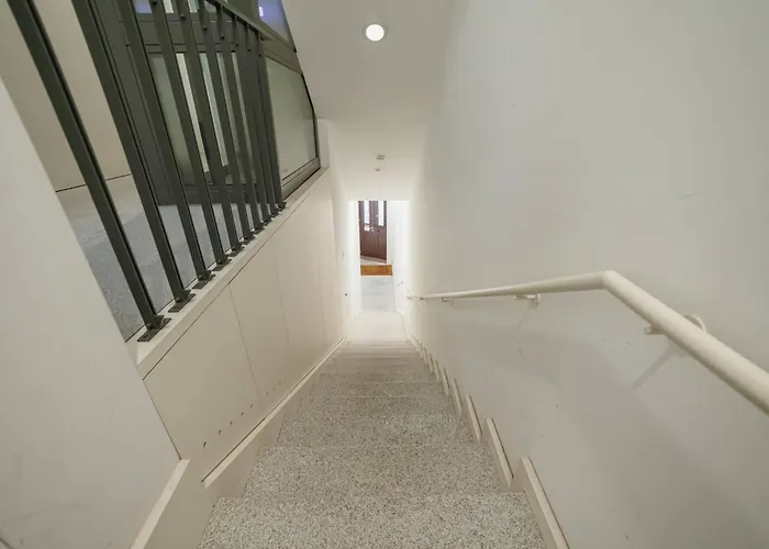 Formosa Deluxe By Hosty *