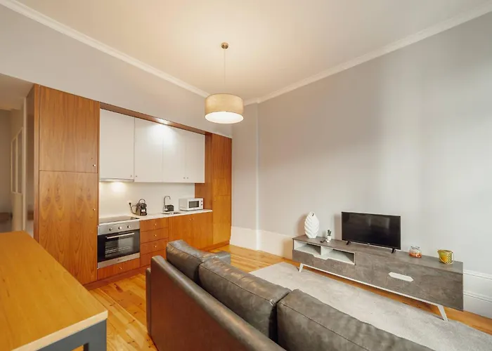 Formosa Deluxe By Hosty