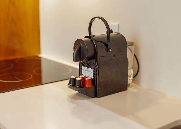 Formosa Deluxe By Hosty *