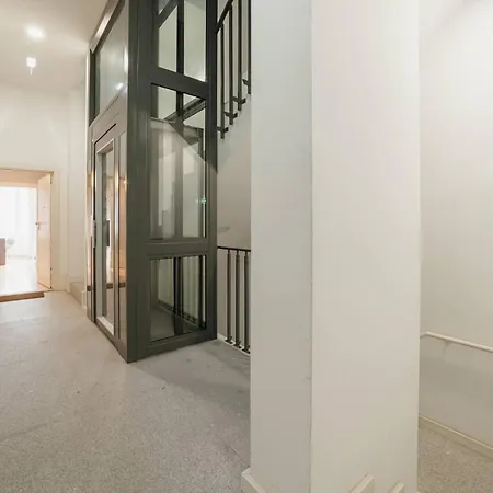 Formosa Deluxe By Hosty