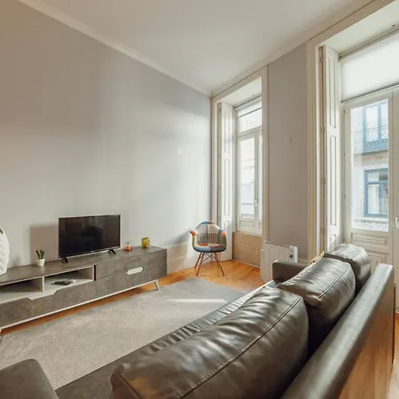 Formosa Deluxe By Hosty *